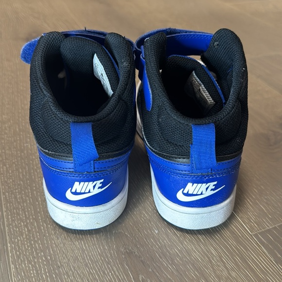 Nike ‘Court Borough Mid 2’ Sneakers size 4.5 - Picture 7 of 9